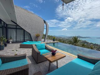 For sale 4 bedrooms villa in Ko Samui, Surat Thani