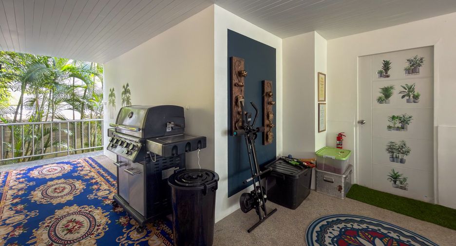For sale 4 bedrooms villa in Ko Samui, Surat Thani
