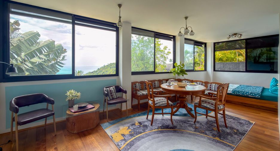 For sale 4 bedrooms villa in Ko Samui, Surat Thani