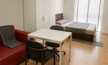 Wohnung zum Kauf mit Studio in Phra Khanong, Bangkok