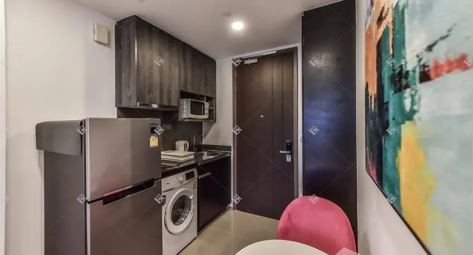 For rent 1 bed condo in Bang Rak, Bangkok