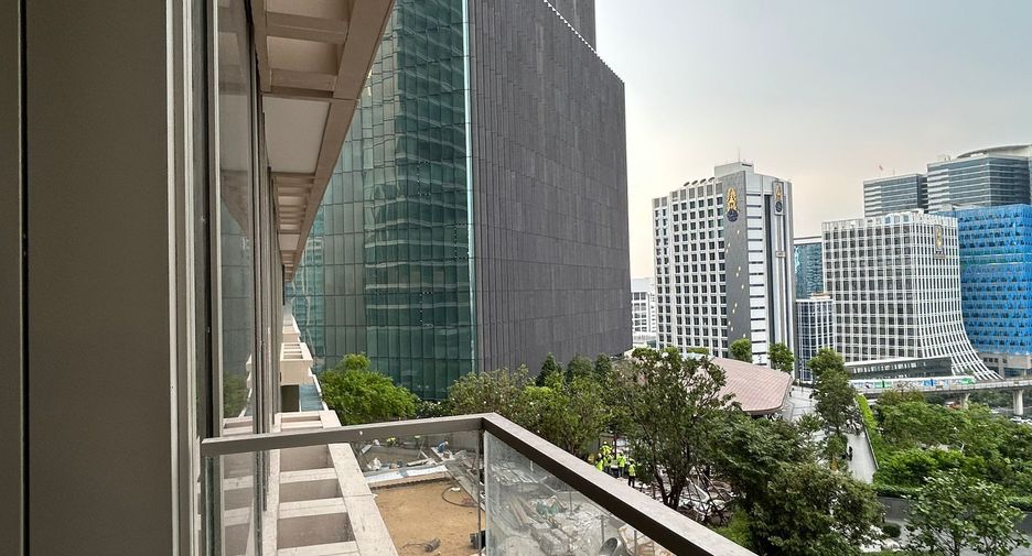 For sale 1 bed condo in Bang Rak, Bangkok