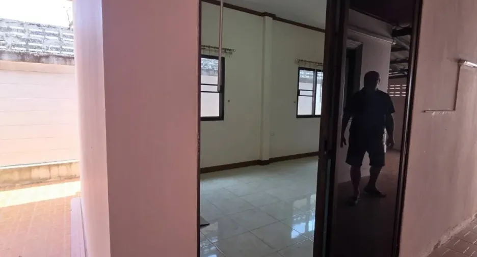For rent 4 bedrooms house in Jomtien, Pattaya