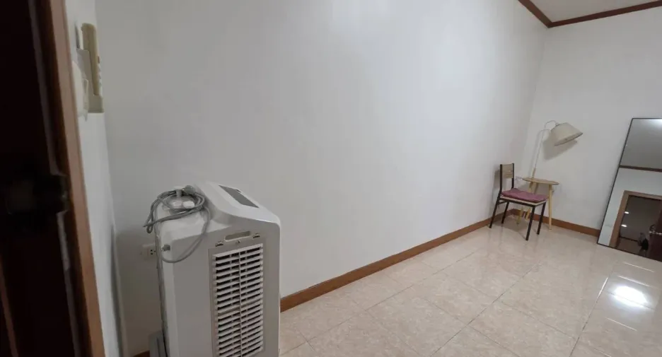 For rent 4 bedrooms house in Jomtien, Pattaya