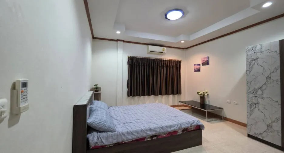 For rent 4 bedrooms house in Jomtien, Pattaya