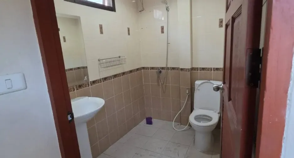 For rent 4 bedrooms house in Jomtien, Pattaya