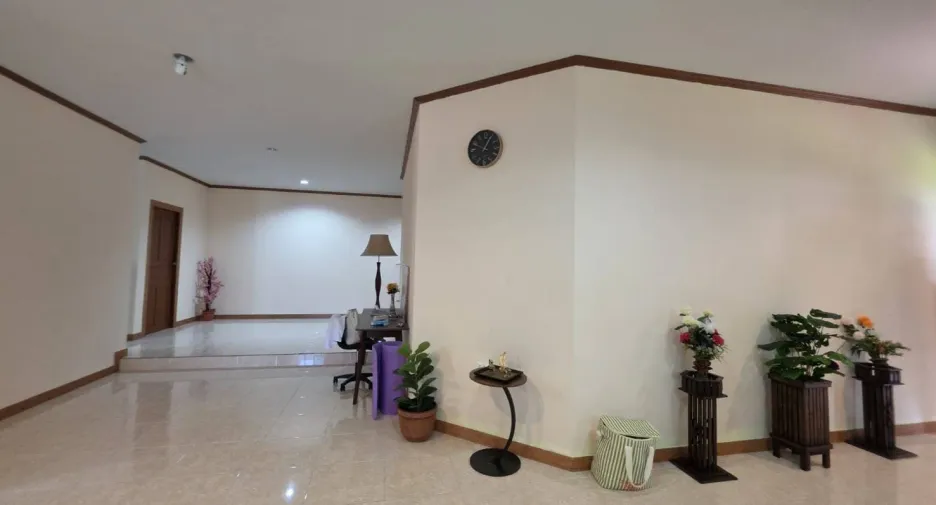 For rent 4 bedrooms house in Jomtien, Pattaya