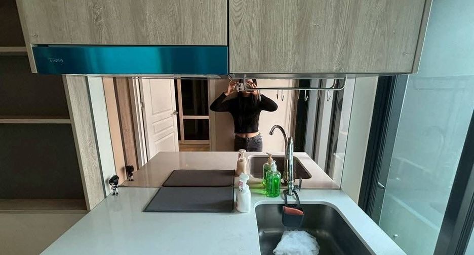 Condo en venta de 1 habitaciones en Si Racha, Chonburi