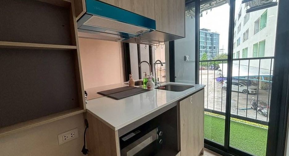 Condo en venta de 1 habitaciones en Si Racha, Chonburi