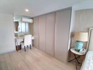 For rent 2 bedrooms condo in Sathon, Bangkok