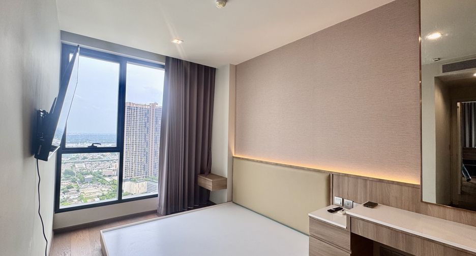 For rent 2 bedrooms condo in Khlong Toei, Bangkok