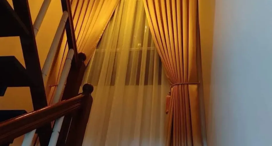 For rent 3 bedrooms townhouse in Khlong Sam Wa, Bangkok