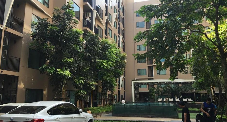 Condo en venta de estudio en Yan Nawa, Bangkok
