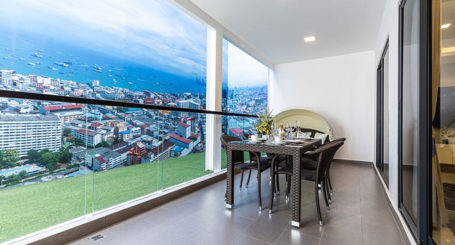 For sale 2 bedrooms condo in South Pattaya, Pattaya