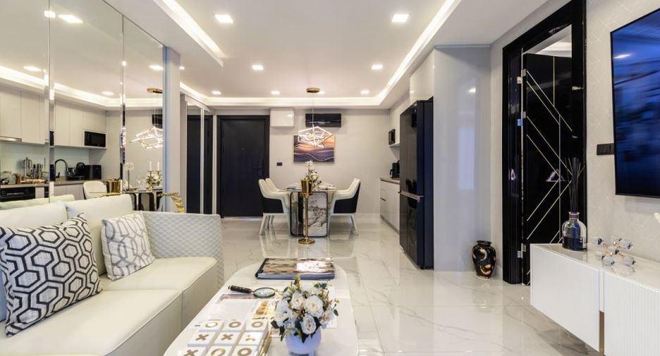 For sale 2 bedrooms condo in South Pattaya, Pattaya