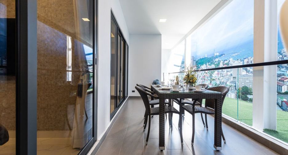 For sale 2 bedrooms condo in South Pattaya, Pattaya