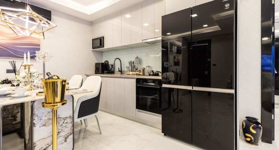For sale 2 bedrooms condo in South Pattaya, Pattaya
