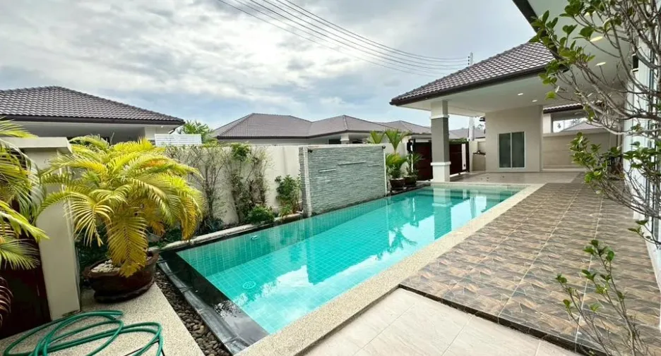 For sale 3 bedrooms villa in East Pattaya, Pattaya