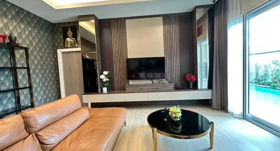 For sale 3 bedrooms villa in East Pattaya, Pattaya