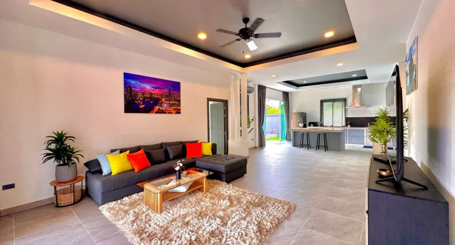 For sale 3 bedrooms villa in Huay Yai, Pattaya