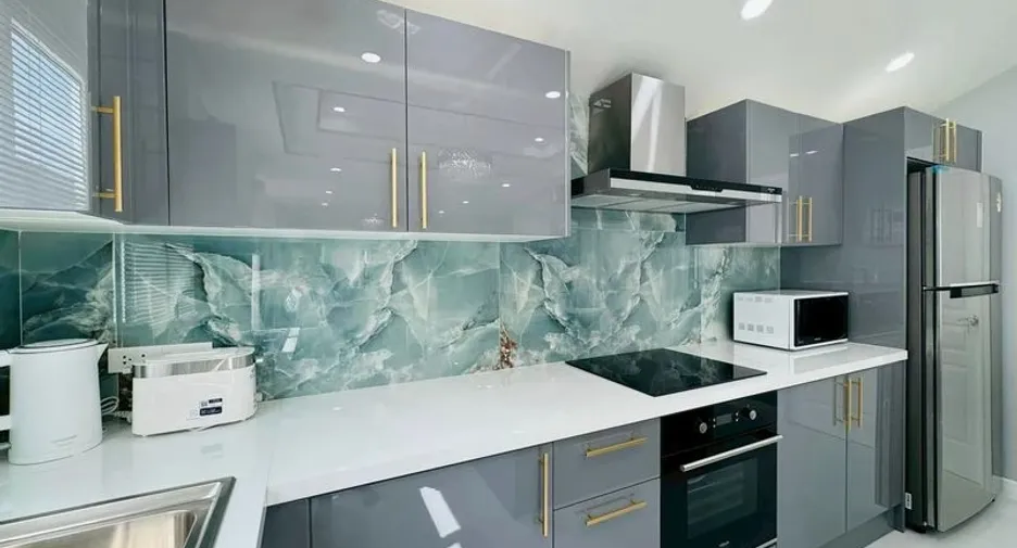 For sale 4 bedrooms villa in North Pattaya, Pattaya