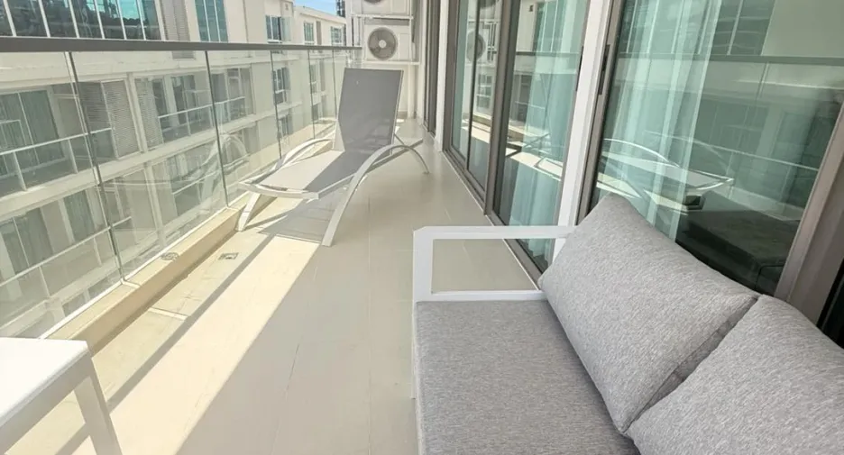 For sale 2 bedrooms condo in Pratumnak, Pattaya