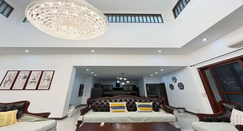Villa en venta de 3 habitaciones en Bang Lamung, Chonburi