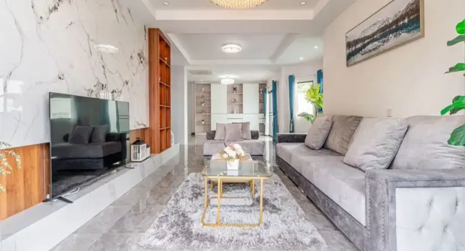 Villa zum Kauf mit 4 Zimmer in Huay Yai, Pattaya