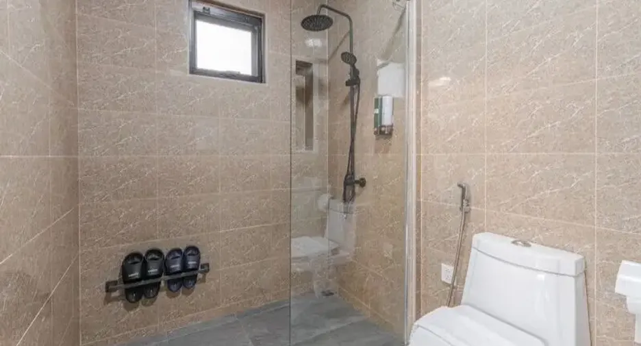 Villa zum Kauf mit 4 Zimmer in Huay Yai, Pattaya