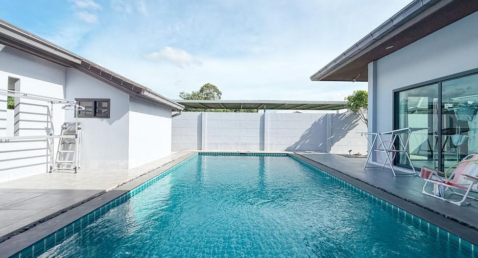 For sale 3 bedrooms house in Huay Yai, Pattaya