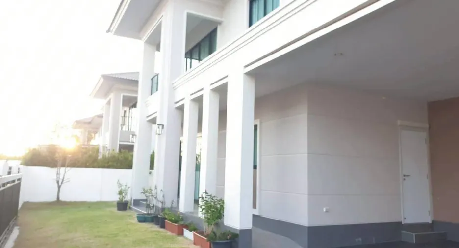 For rent 3 bedrooms house in Ban Chang, Rayong