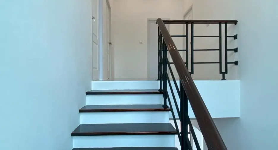 For sale 3 ベッドルーム house in Mueang Nakhon Pathom, Nakhon Pathom
