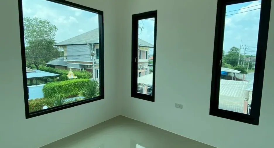 For sale 3 ベッドルーム house in Mueang Nakhon Pathom, Nakhon Pathom