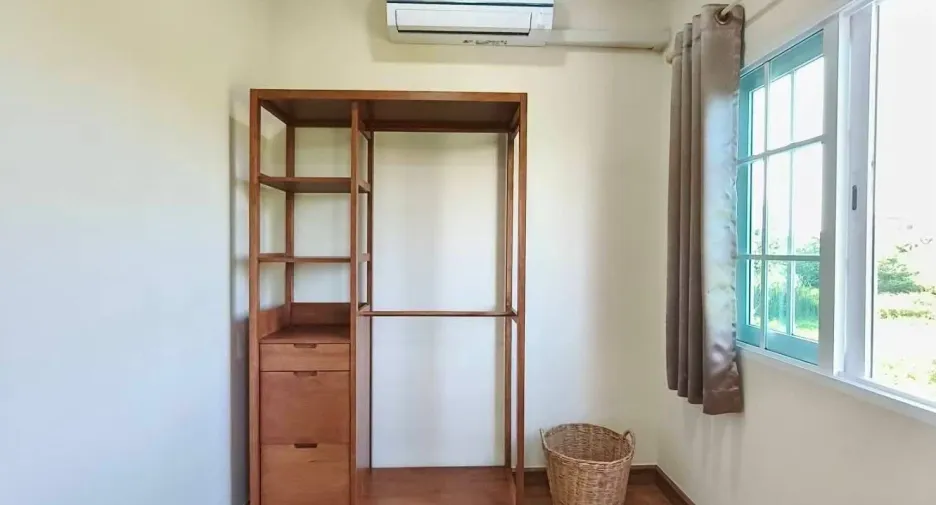 For rent 3 bedrooms townhouse in Mueang Khon Kaen, Khon Kaen