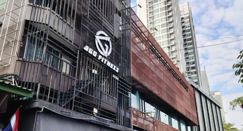 For sale and for rent 4 bedrooms retail Space in Khlong San, Bangkok