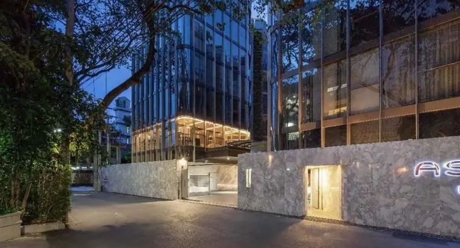 For rent 3 bedrooms condo in Watthana, Bangkok