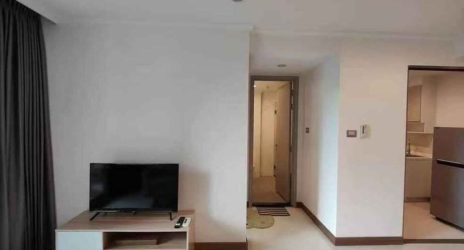 For rent 1 bed condo in Watthana, Bangkok