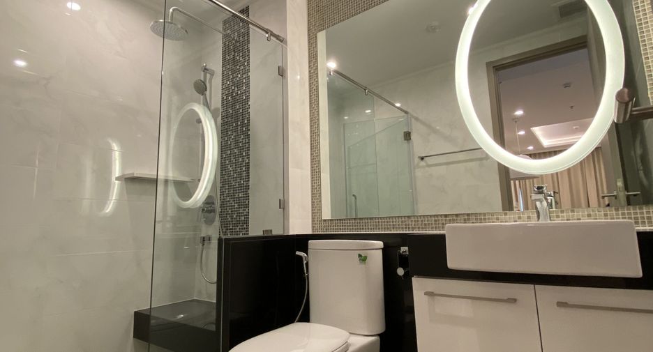 Condo en venta y en alquiler de 2 habitaciones en Watthana, Bangkok