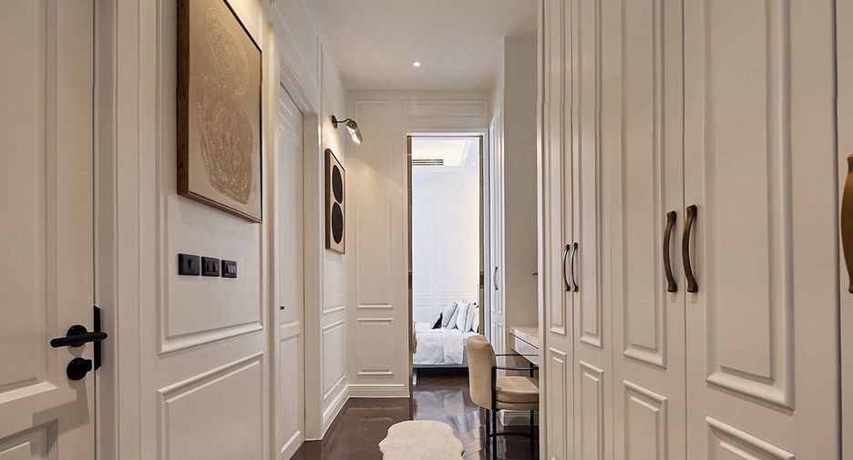 For sale 4 bedrooms house in Watthana, Bangkok