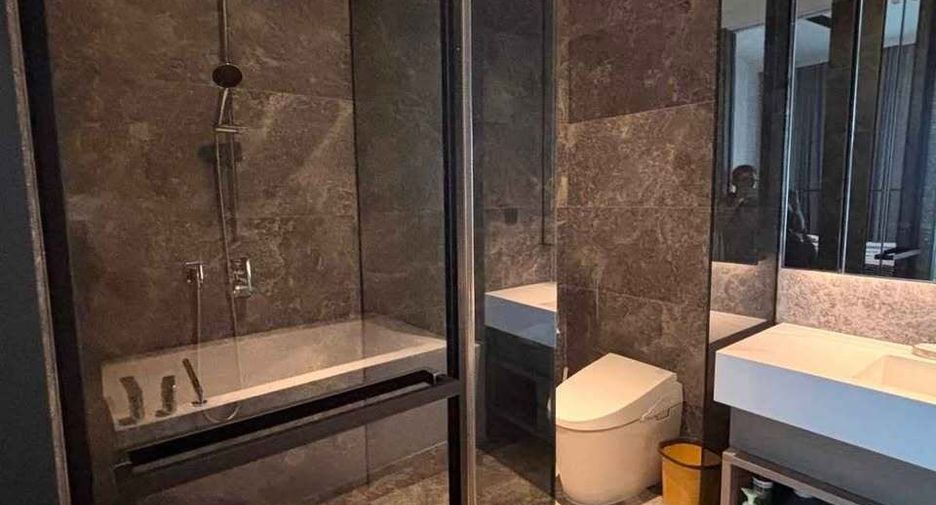 For rent 1 bed condo in Khlong San, Bangkok