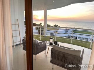 Condo en venta de 3 habitaciones en Na Jomtien, Pattaya