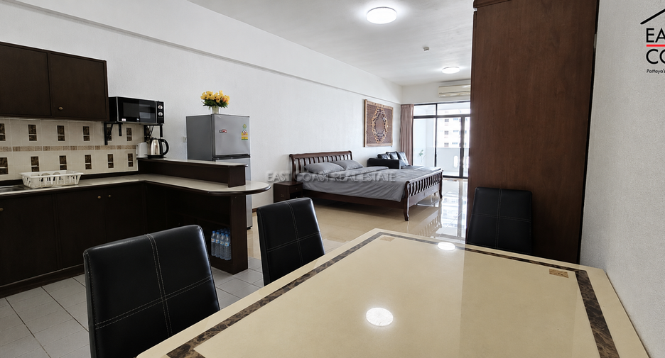 For sale and for rent studio condo in Pratumnak, Pattaya