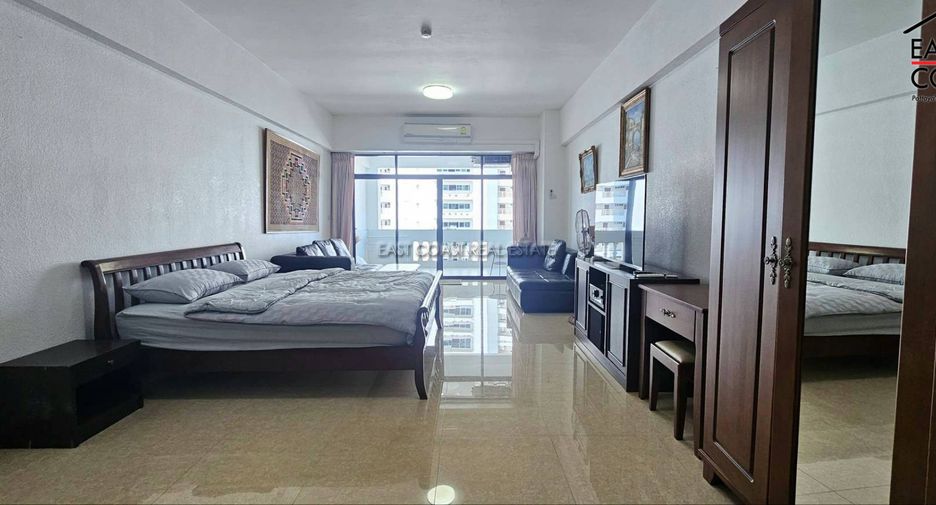 For sale and for rent studio condo in Pratumnak, Pattaya