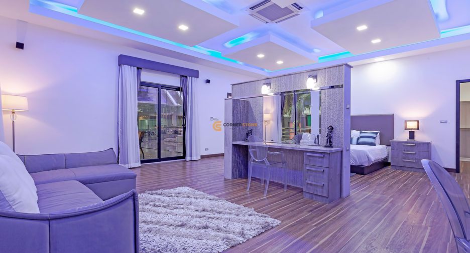 For rent and for sale 4 bedrooms house in Pratumnak, Pattaya