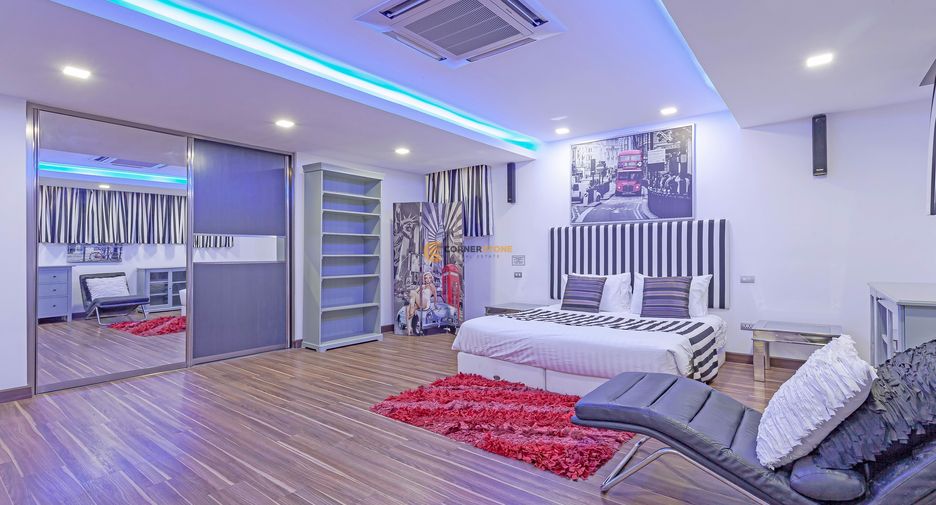 For rent and for sale 4 bedrooms house in Pratumnak, Pattaya