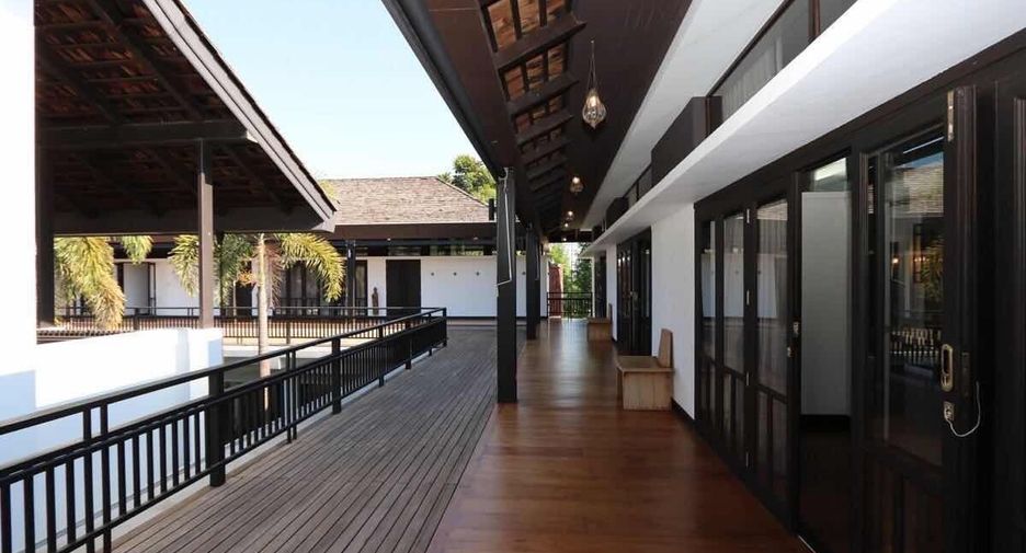 For sale 5 bedrooms villa in Hang Dong, Chiang Mai