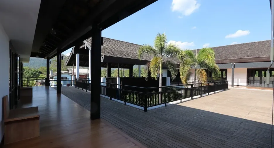 For sale 5 bedrooms villa in Hang Dong, Chiang Mai