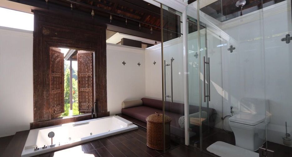 For sale 5 bedrooms villa in Hang Dong, Chiang Mai