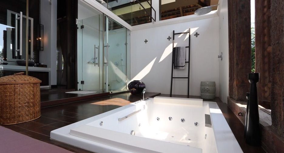 For sale 5 bedrooms villa in Hang Dong, Chiang Mai