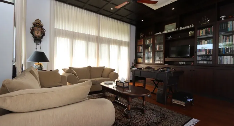 For sale 5 bedrooms villa in Hang Dong, Chiang Mai